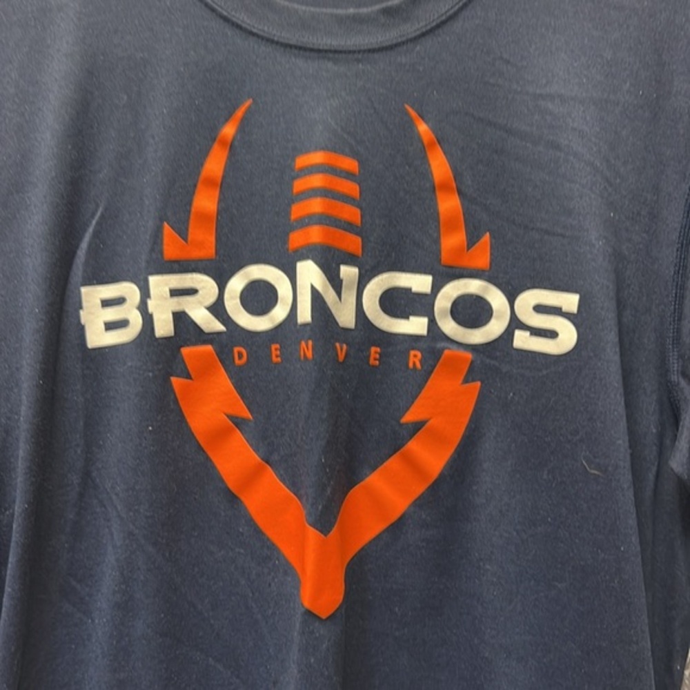 Denver‎ Broncos - Picture 3 of 10